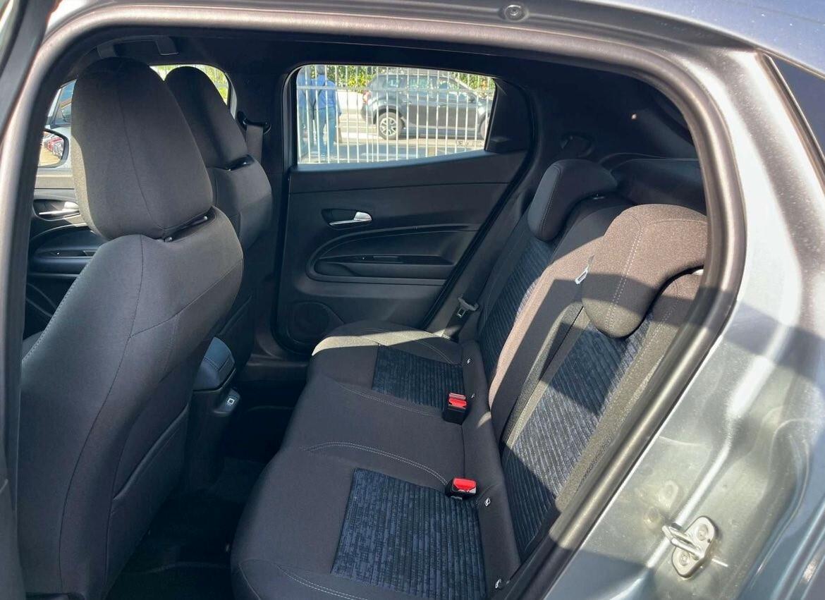 Alfa Romeo Junior 1.2 136 CV HYBRID eDCT6 AUTO A NOLEGGIO