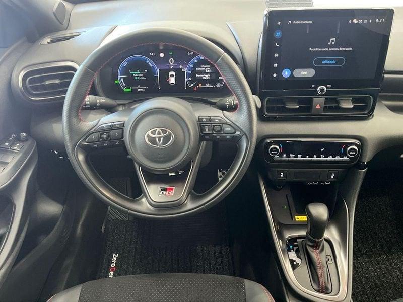 Toyota Yaris Yaris 1.5h 130 GR Sport