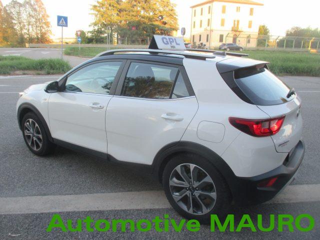KIA Stonic 1.4 MPI EcoGPL Style - NEOPATENTATI