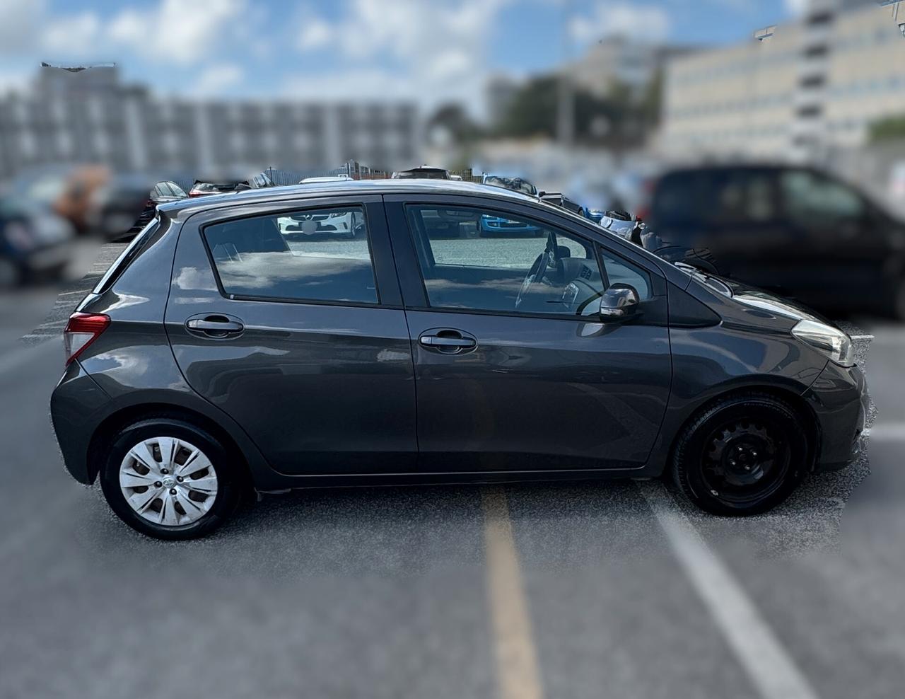 Toyota Yaris 1.4 D-4D 5 porte Lounge