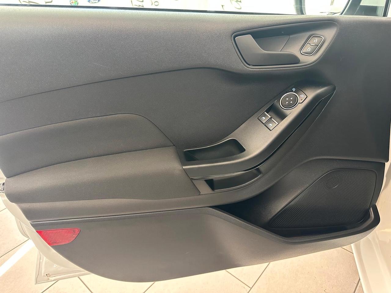 Ford Fiesta 1.1 75 CV 5 porte Connect