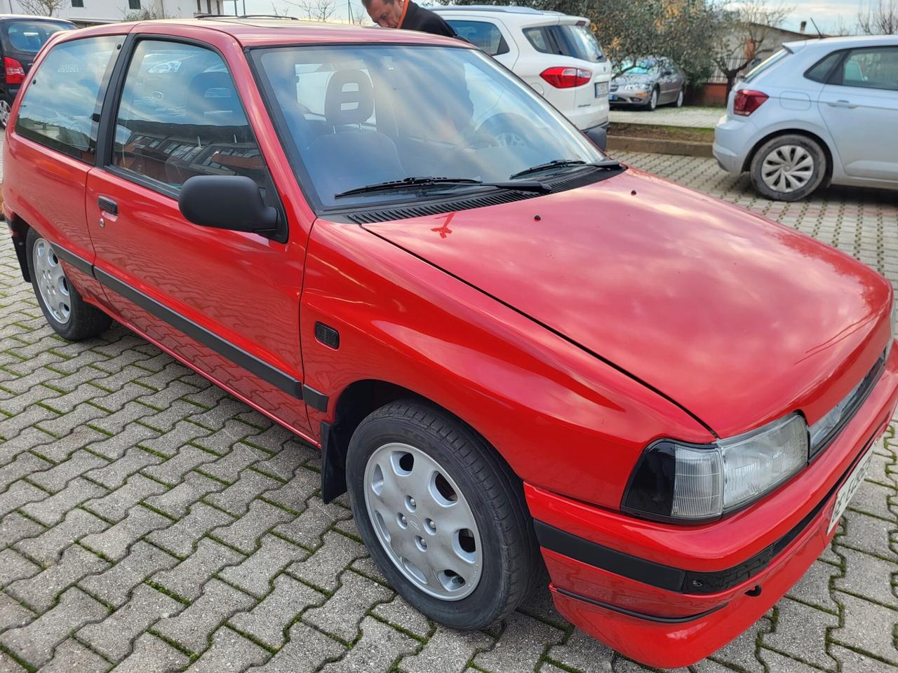 Daihatsu Charade 1.0i turbo 12V cat 3 porte GTti