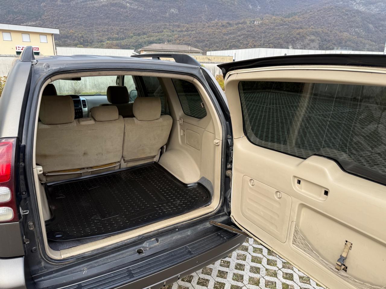 Toyota Land Cruiser KDJ120 3.0 D 163cv ASI / STORICA / AUTOM