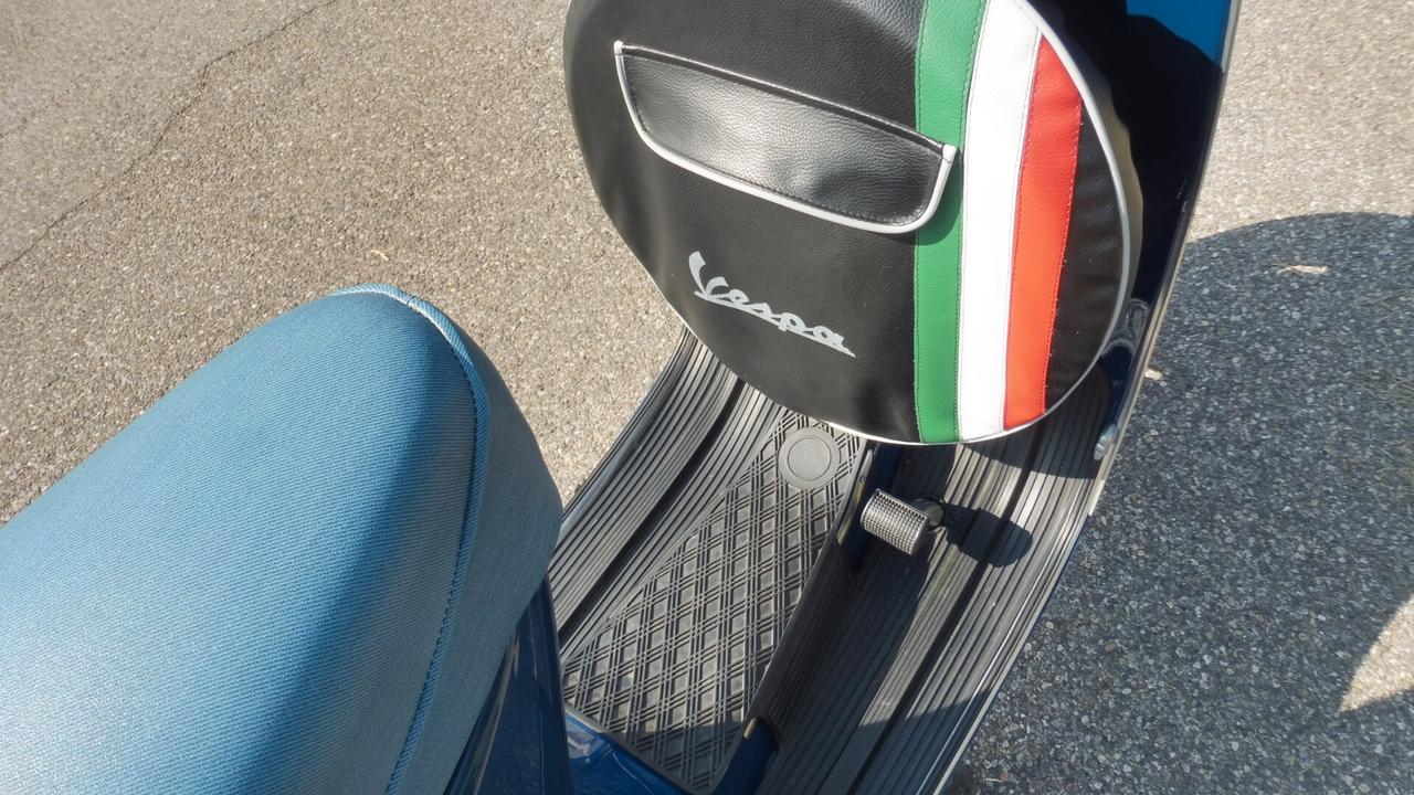 Piaggio Vespa Primavera ET3