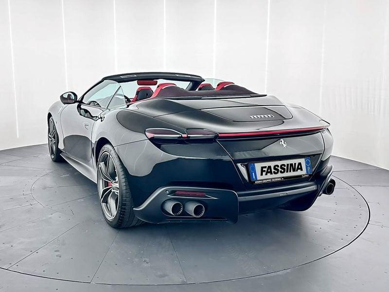 Ferrari Roma Roma Spider