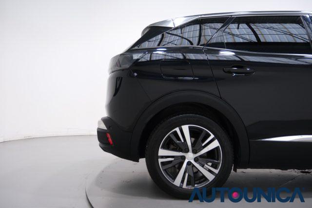 PEUGEOT 3008 HYBRID4 300 E-EAT8 ALLURE PACK