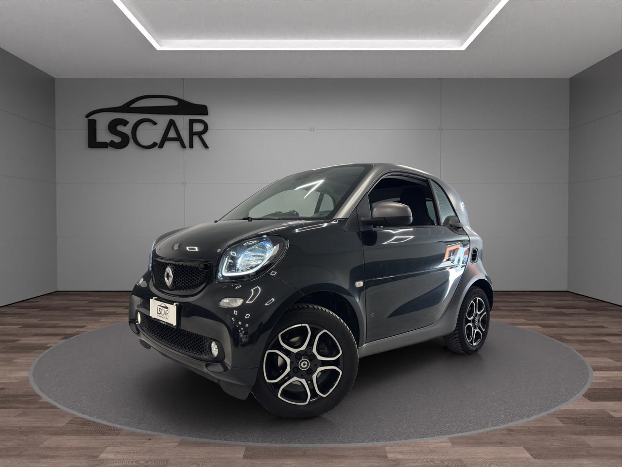 Smart fortwo coupe Fortwo 1.0 Prime - Unipro - Promo Finanziamento - Schermo Touch - Sedili riscaldabili - Interni in pelle - Tetto panoramico