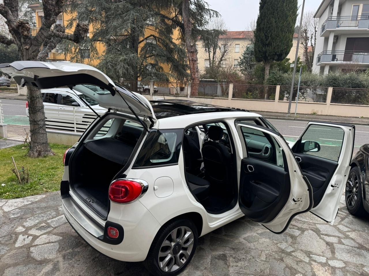 FIAT 500L 1.3 Multijet 95cv LOUNGE AUTOMATIC