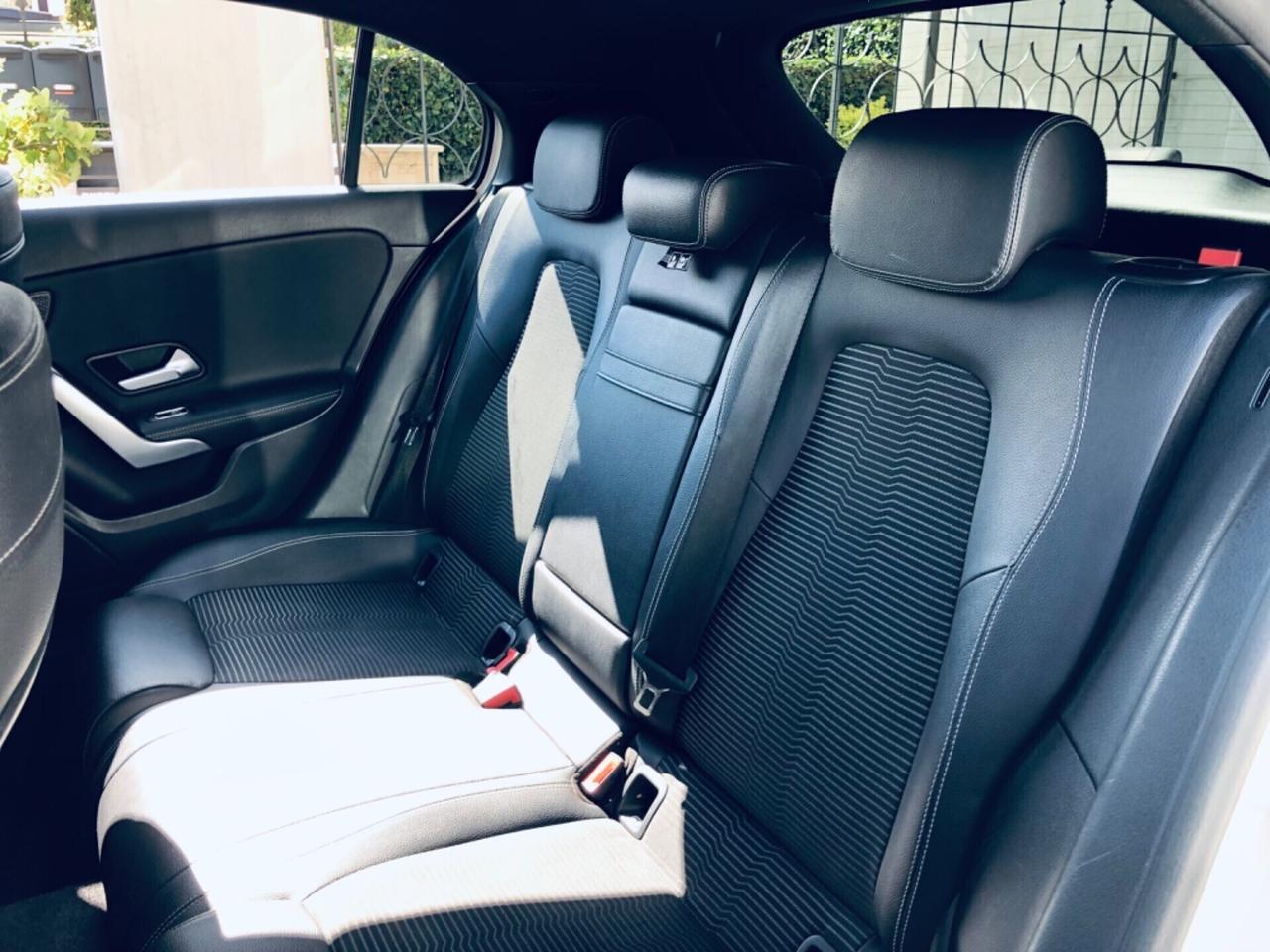 Mercedes-benz CLASSE A 180 d Automatic Sport LUCI-