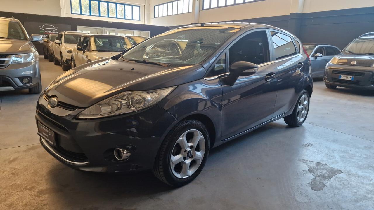 Ford Fiesta 1.4 5 porte Bz.- GPL Titanium