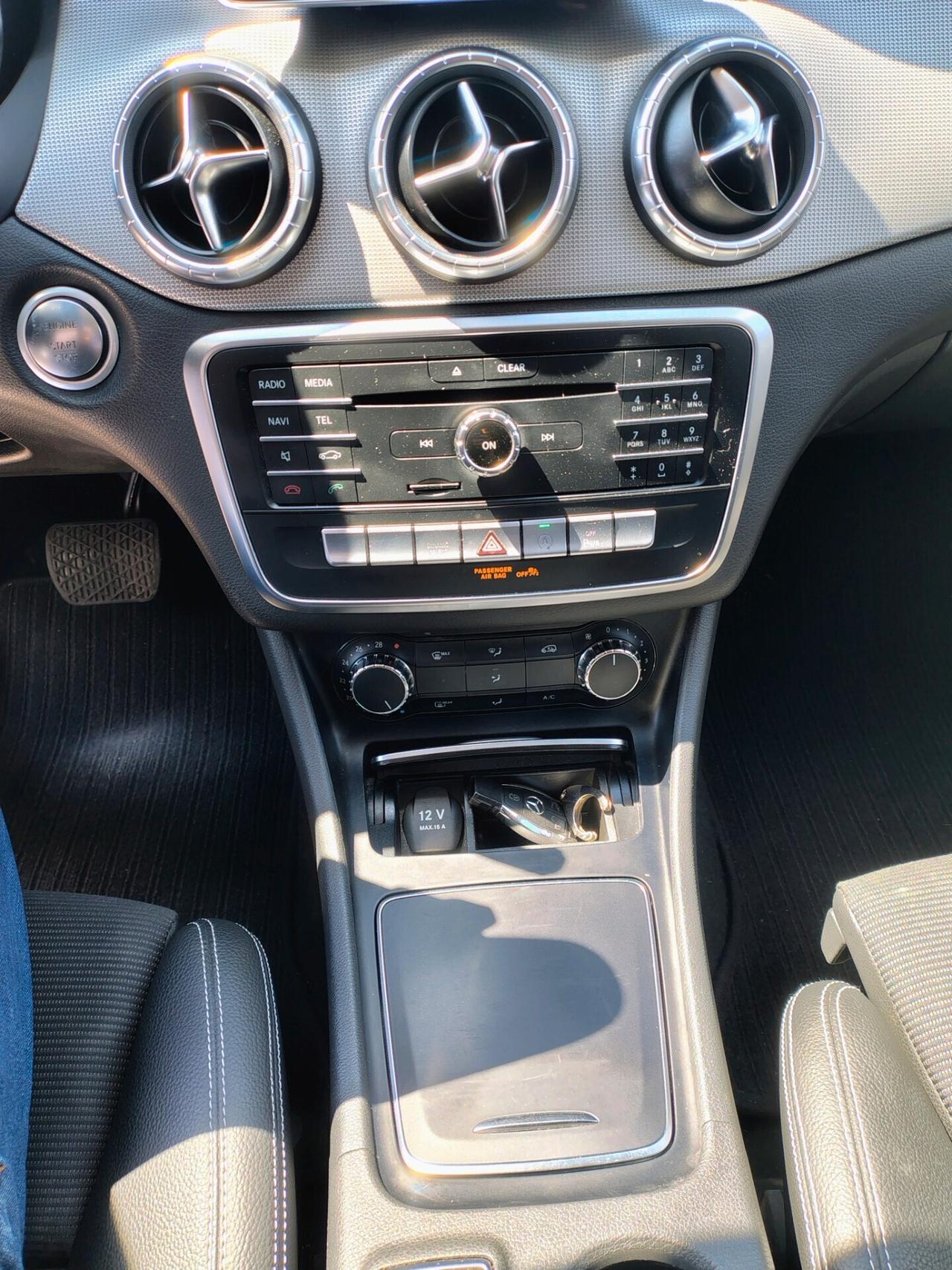 Mercedes-benz CLA 200 CLA 200 d Automatic Premium