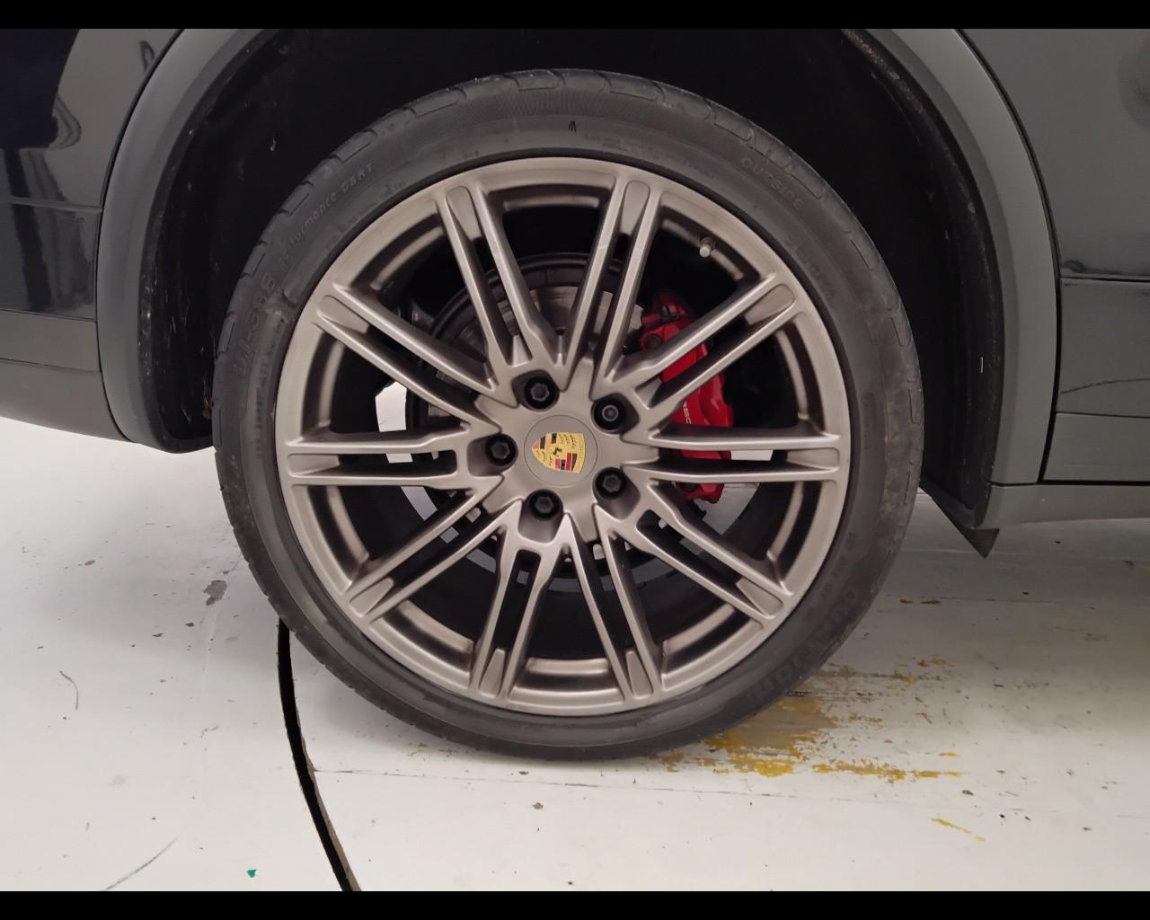 PORSCHE Cayenne II 2015 - Cayenne 3.0 tiptronic