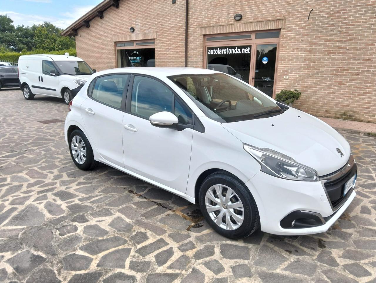 Peugeot 208 BlueHDi 75 5 porte Active