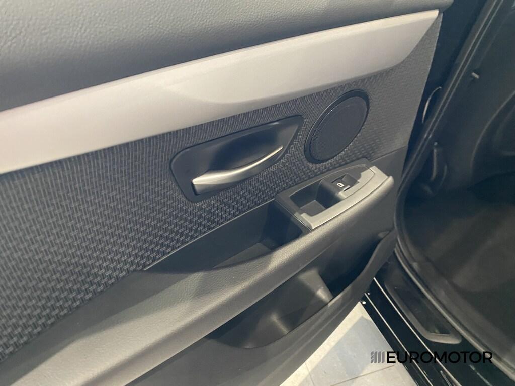 BMW Serie 2 Active Tourer 216 d Business DCT