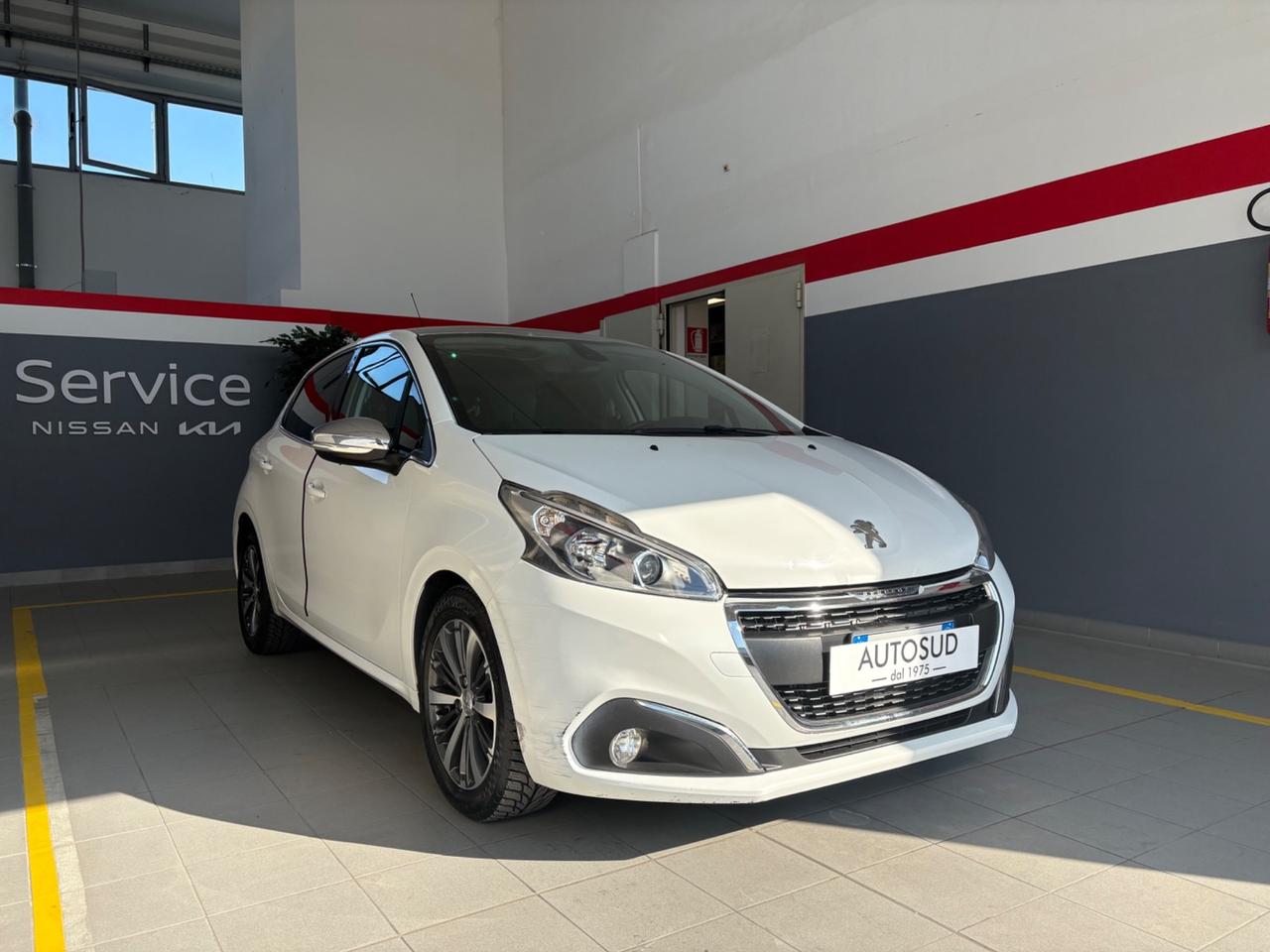 Peugeot 208 BlueHDi 75 5 porte Allure