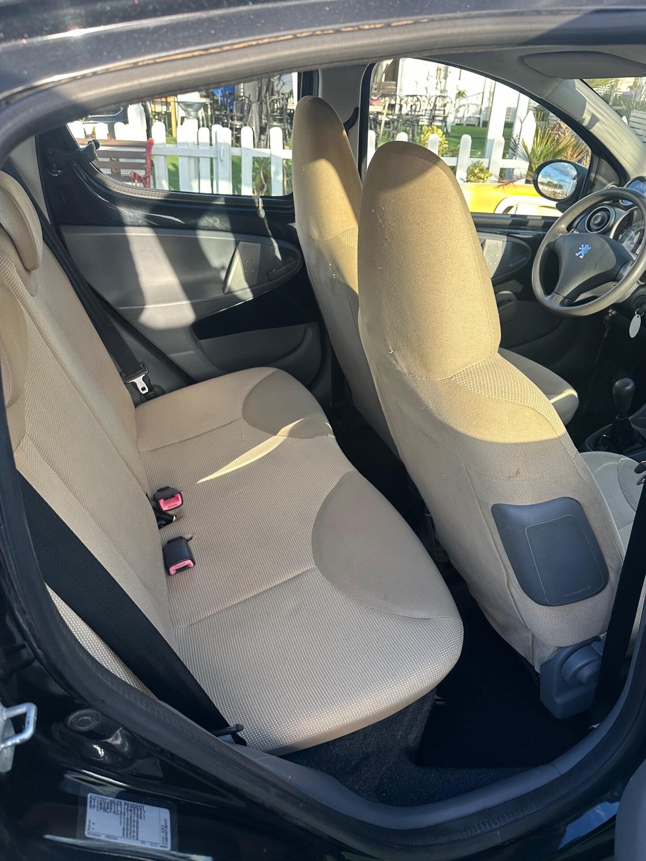 Peugeot 107 1.0 68CV 3p. Desir