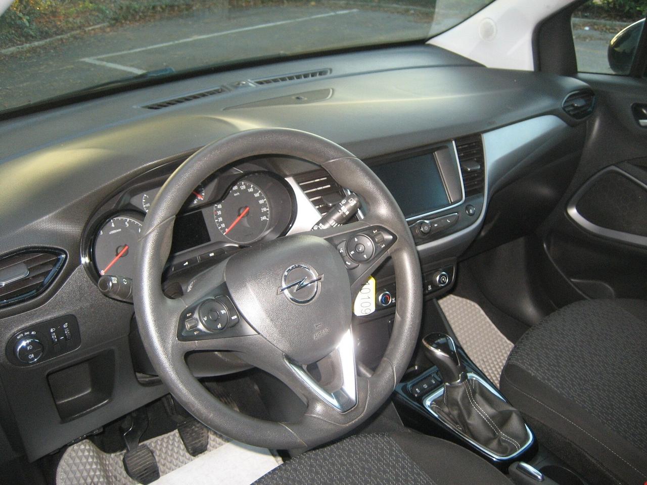 Opel Crossland X 1.2 12V Advance