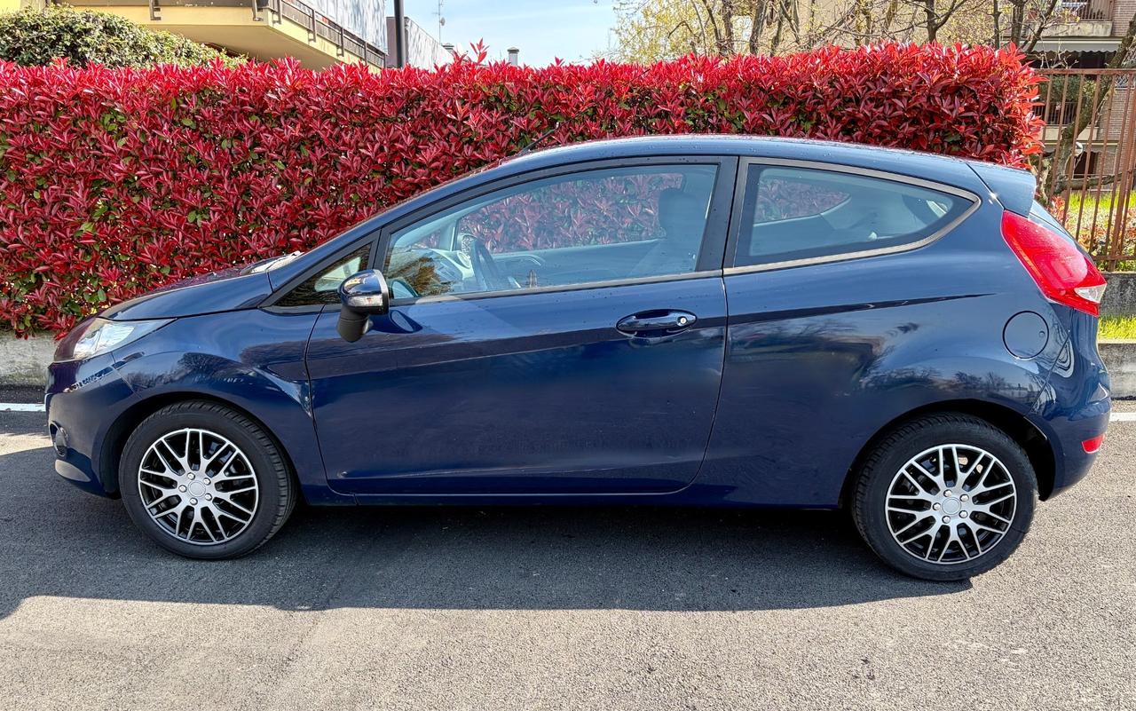 Ford Fiesta 1.2 82CV