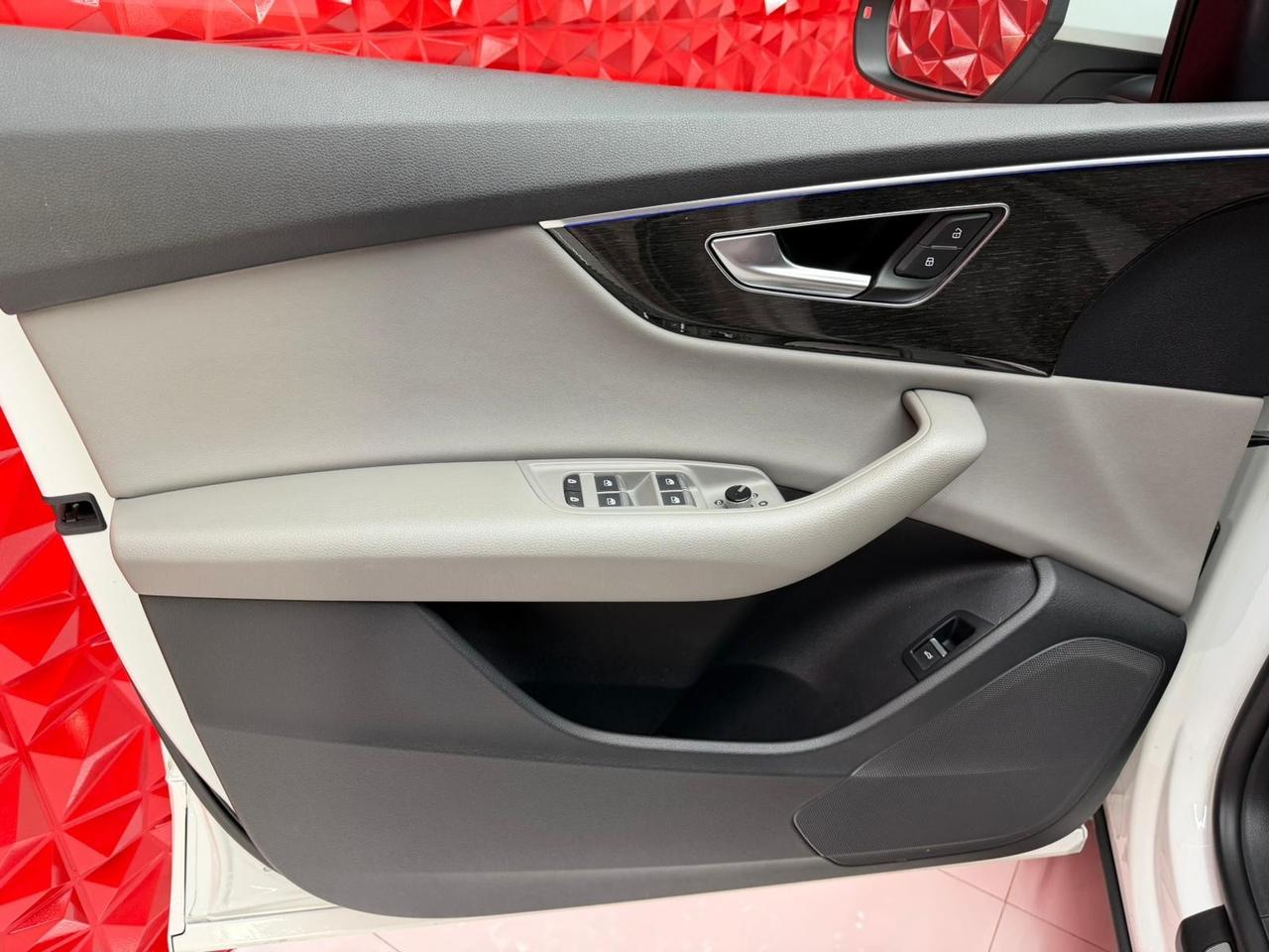 Audi Q8 50 TDI 286 CV quattro tiptronic Sport