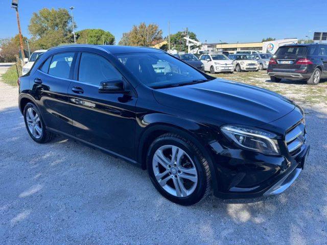 MERCEDES-BENZ GLA 200 CDI Automatic 4Matic Premium
