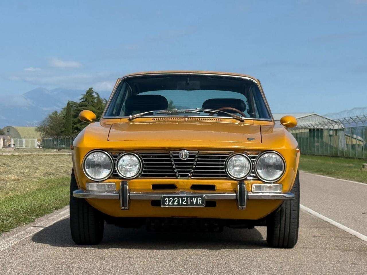 Alfa Romeo GT 2000 VELOCE "CERTIFICATA"