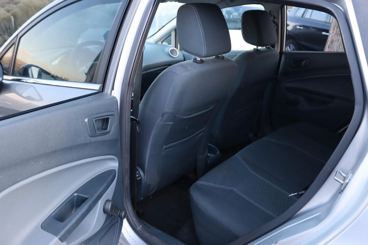 Ford Fiesta 1.4 TDCi 5p. Titanium