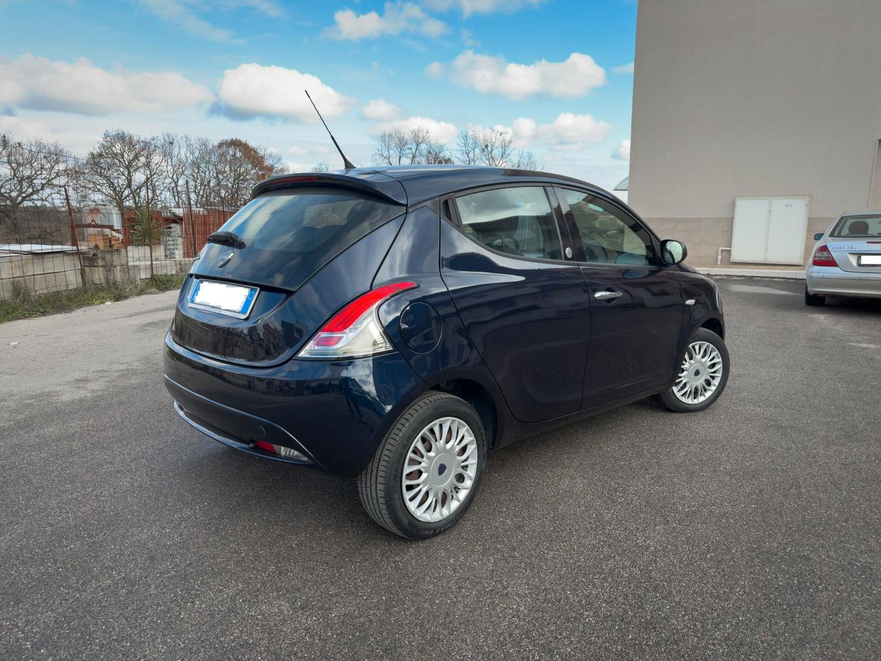 Lancia Ypsilon 1.2 69 CV 5 porte GPL Ecochic Gold