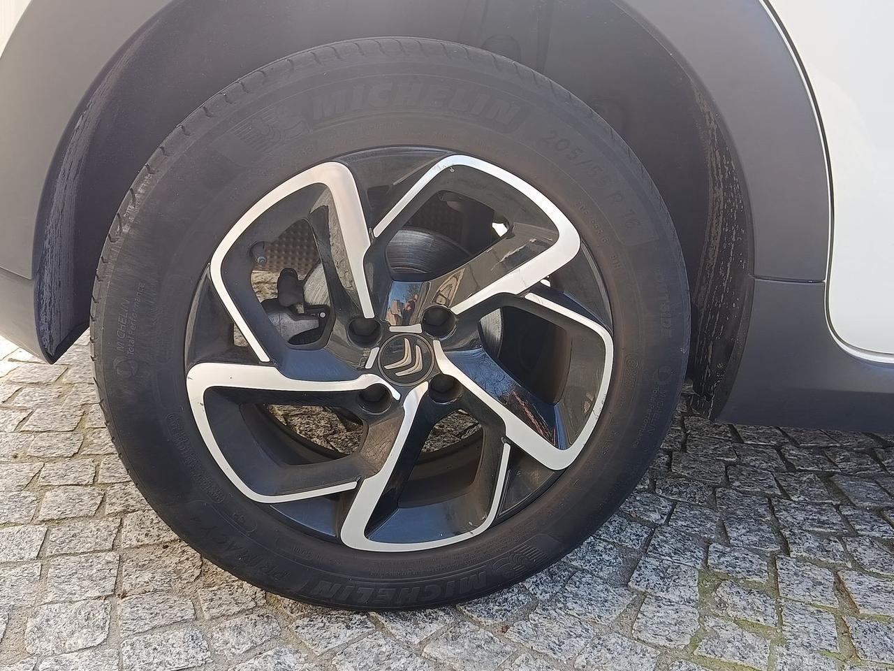 Citroen C3 Shine Pack 1.2 PureTech 110 #9985