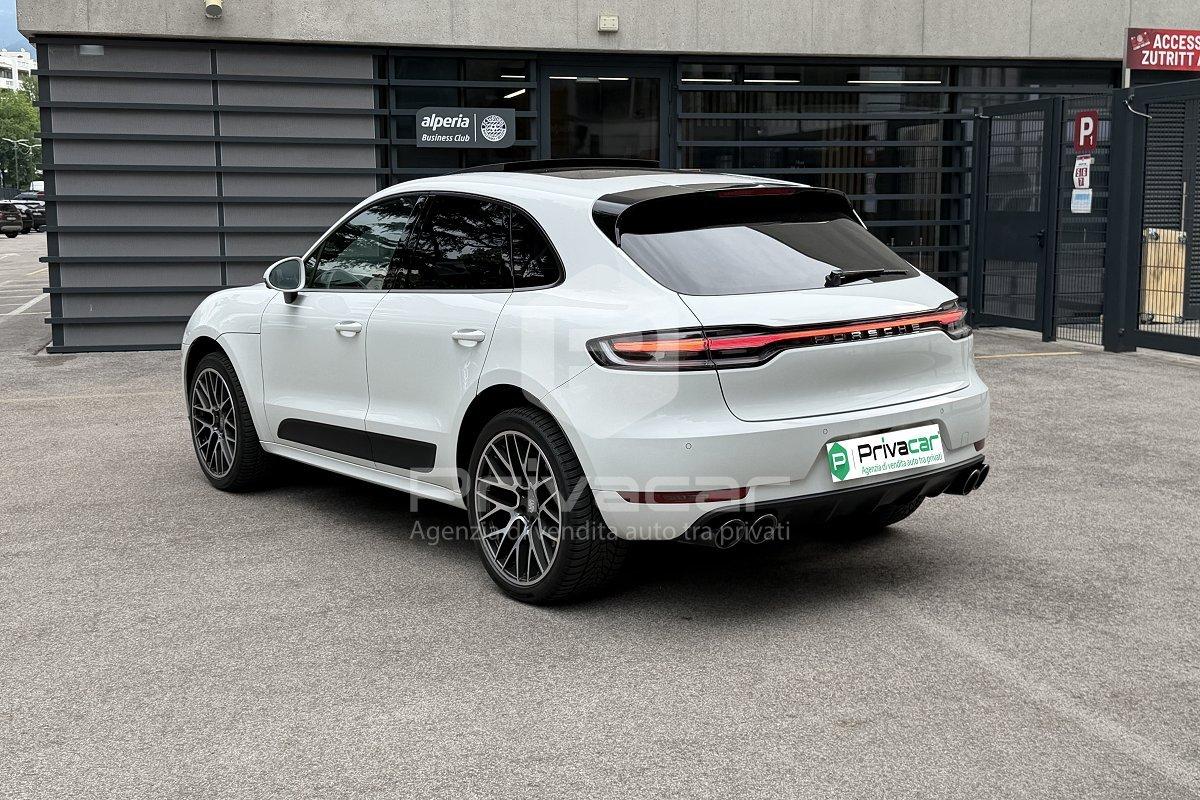 PORSCHE Macan 2.0