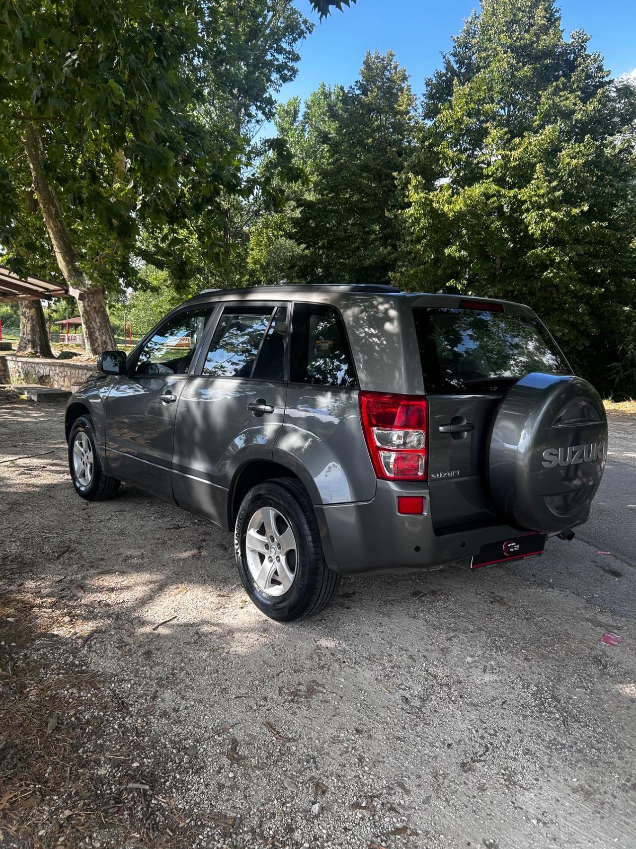Suzuki Grand Vitara 1.9 DDiS 5 porte