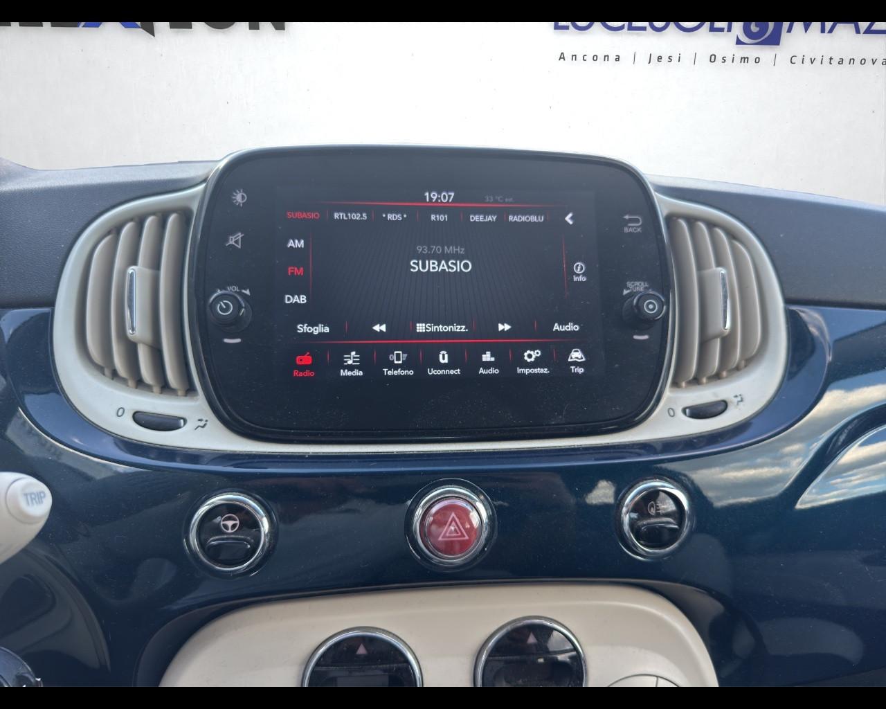 FIAT 500 (2015-2024) - 500 C 1.0 Hybrid Dolcevita