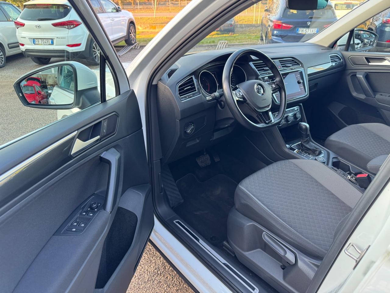 Volkswagen Tiguan 2.0 TDI SCR DSG 4MOTION Sport BMT