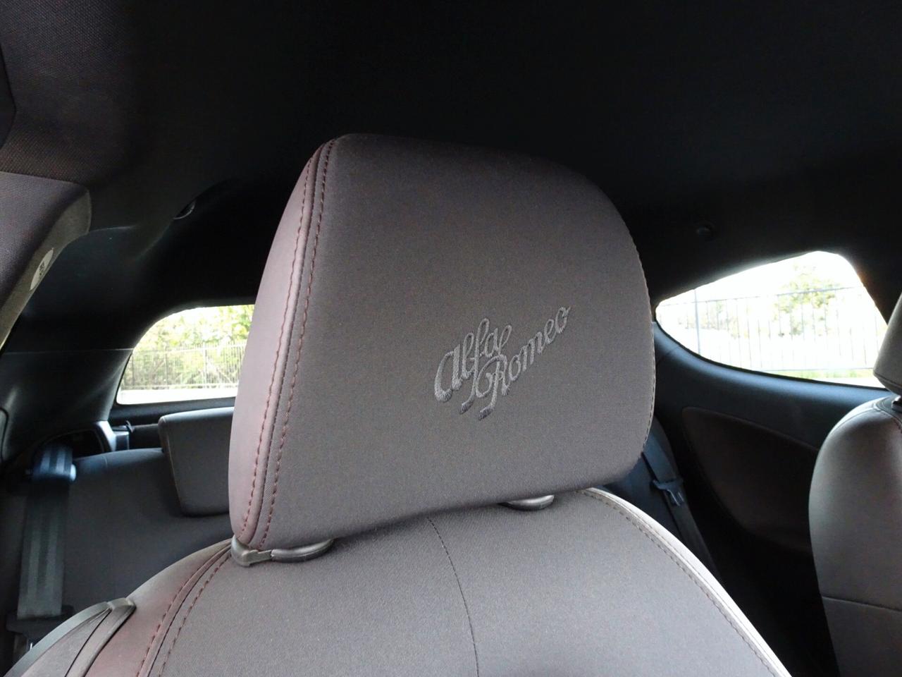 ALFA ROMEO MiTo 1.4 78CV RACER EDITION