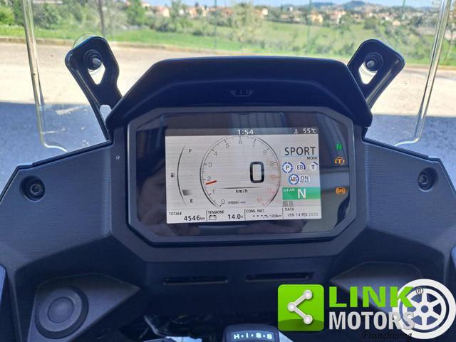 HONDA Transalp XL750 .