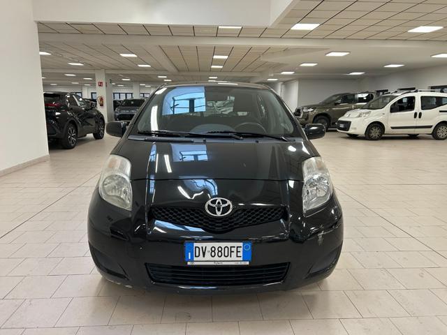 TOYOTA Yaris 1.0 5 porte Now