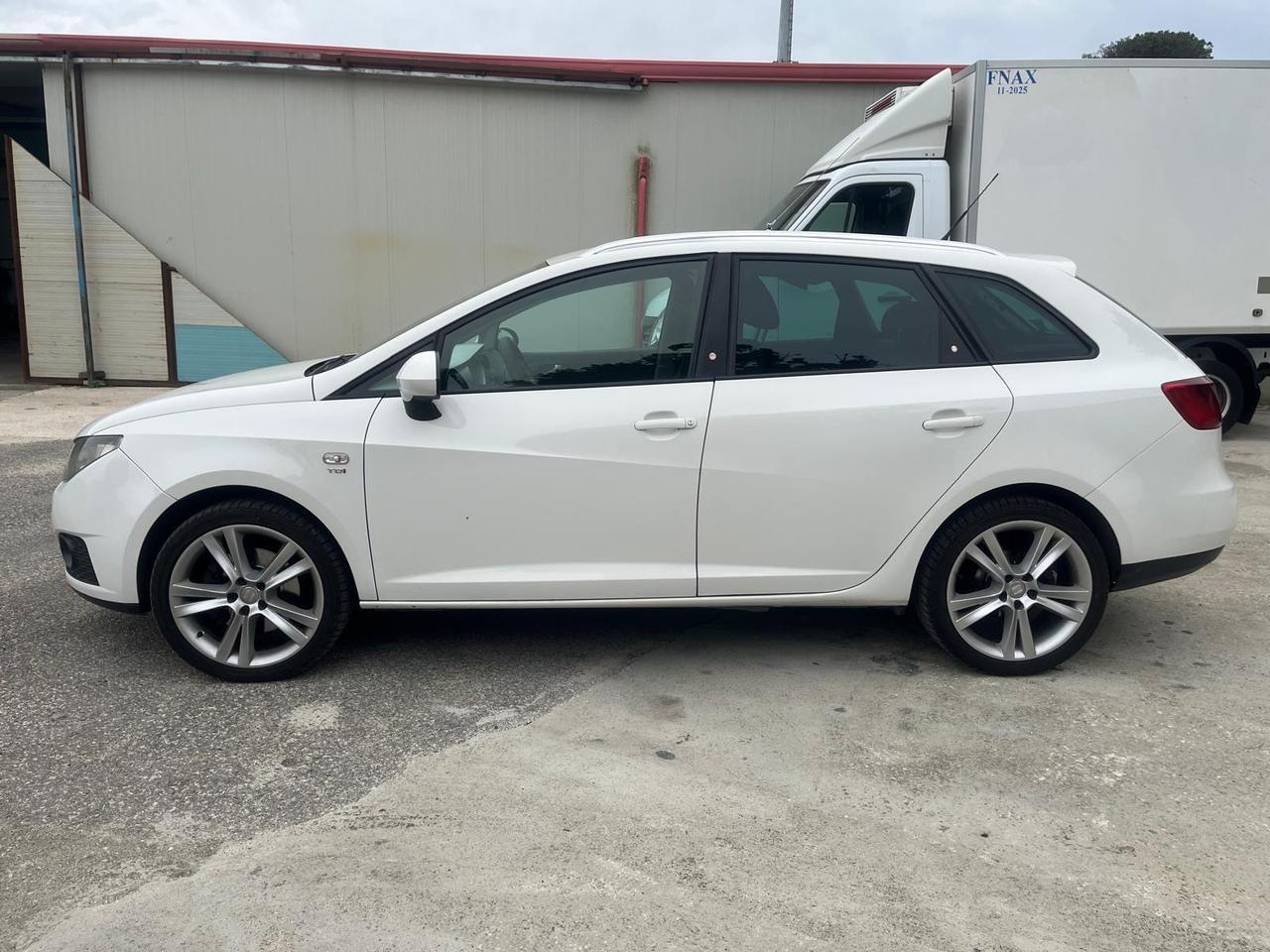 Seat Ibiza SW-1.6 tdi-full -2011