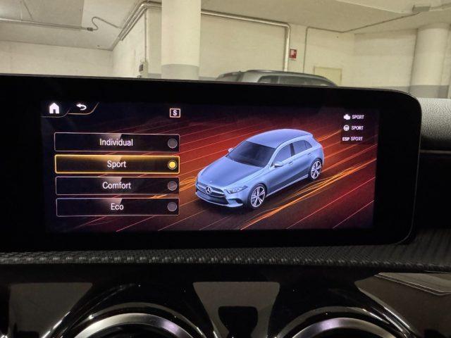 MERCEDES-BENZ A 180 d Automatic Premium