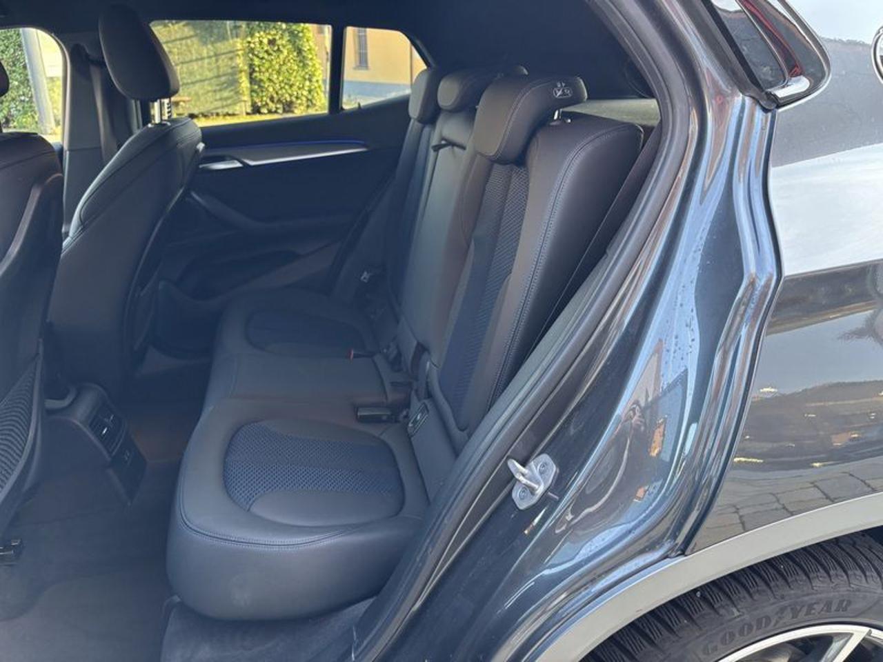 BMW X2 xDrive20d Msport FULL LED-CAM-NAVI-19"