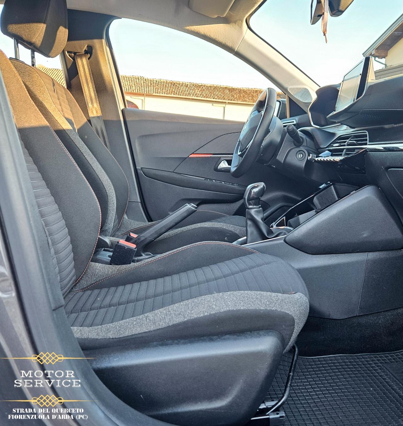 Peugeot 208 1.2 75cv 5 porte Allure da 99€ al mese