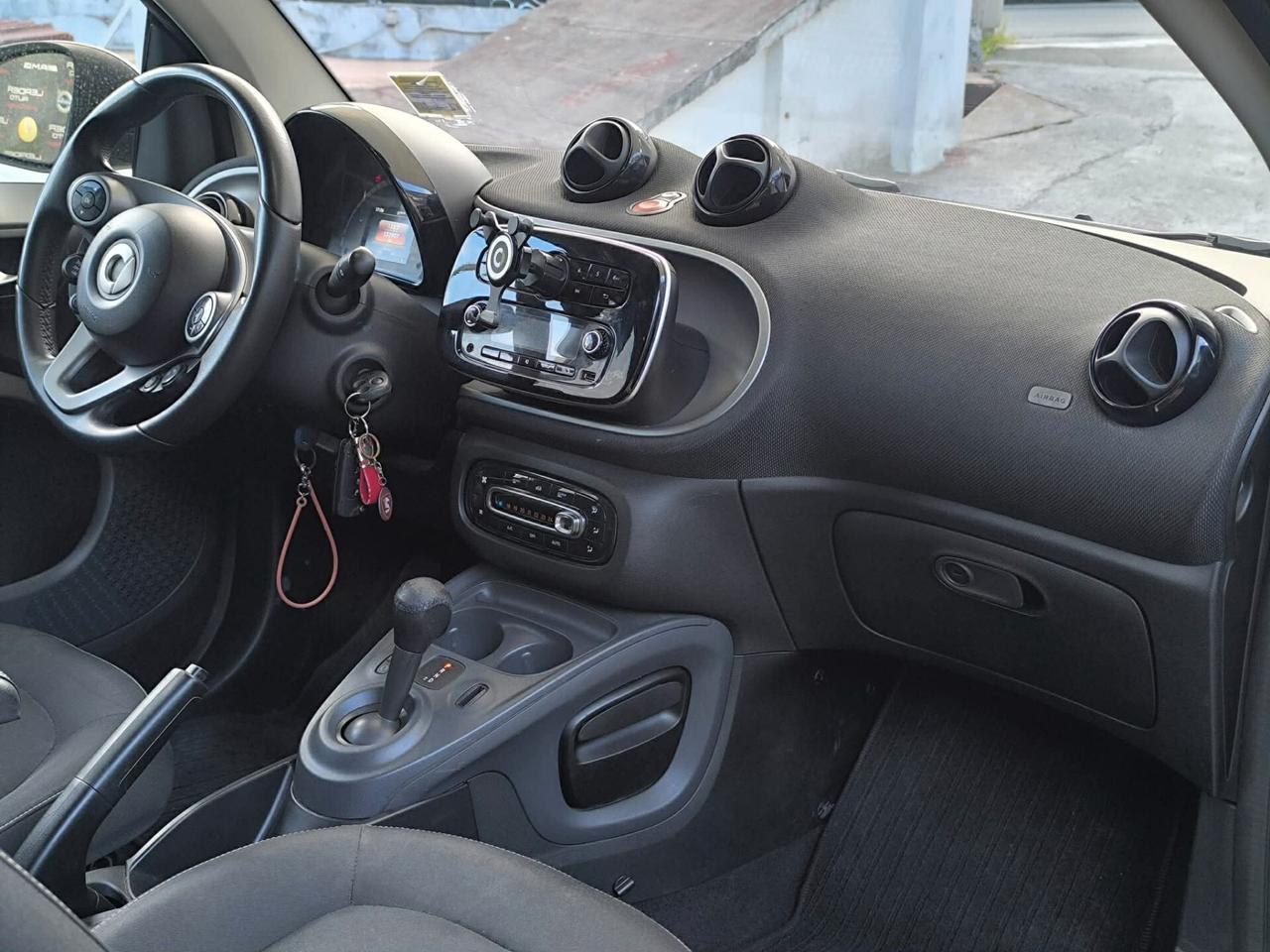 Smart ForTwo 1.0 71 cv - Cambio Automatico Block Shaft