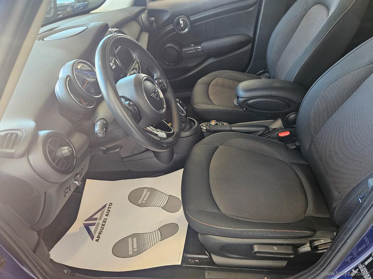 MINI Mini One Business 5 porte AUTO