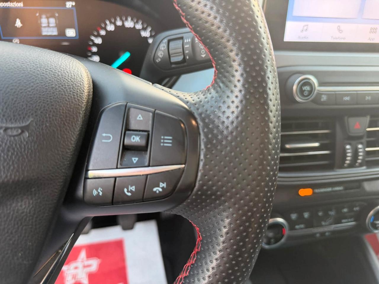 Ford Focus 1.0 EcoBoost Hybrid 125 CV 5p. ST-Line
