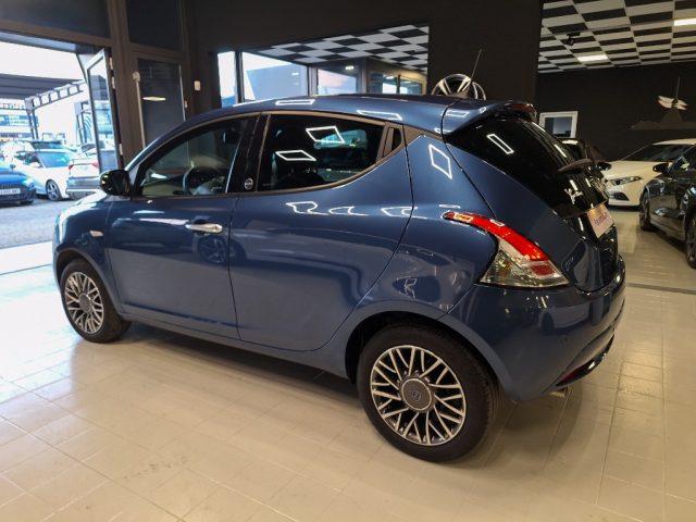 LANCIA Ypsilon 1.0 FireFly 5 porte S&S HYBRISD Gold