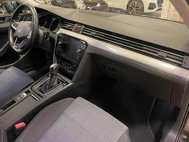 VOLKSWAGEN Passat Variant 2.0 TDI SCR EVO DSG Business**NAVI/TELECAMERA**