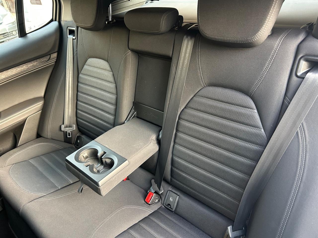 Alfa Romeo Stelvio 2.2 Turbodiesel 190 CV AT8 Q4 Executive