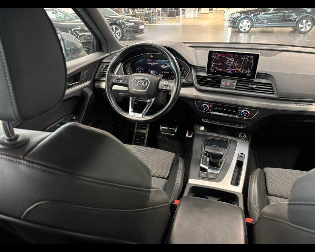 AUDI Q5 40 TDI quattro S tronic S line plus