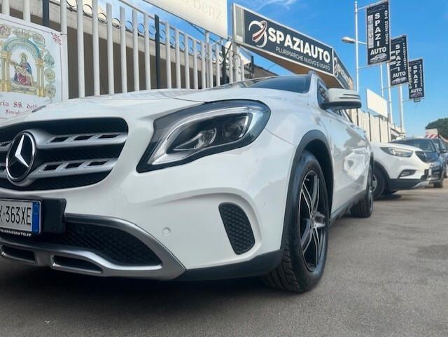 MERCEDES GLA AMG AUTOMATICO 2019