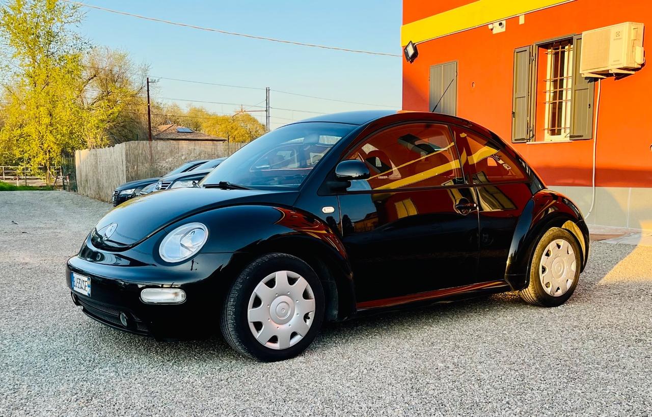 Volkswagen New Beetle 1.6