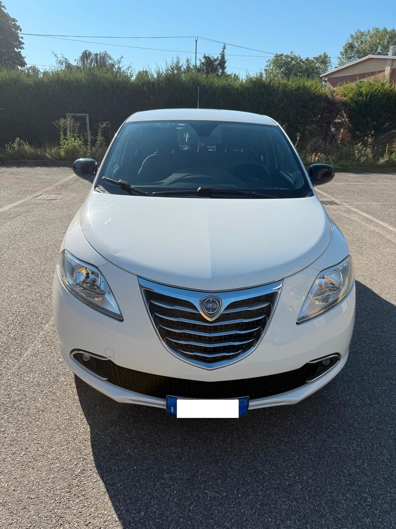 Lancia Ypsilon 1.2 Gpl - NEOPATENTATI - 12 MESI DI GARANZIA -