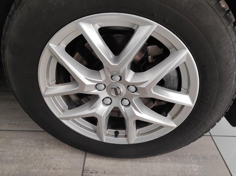 VOLVO XC60 B4 (d) AWD Geartronic Business Plus